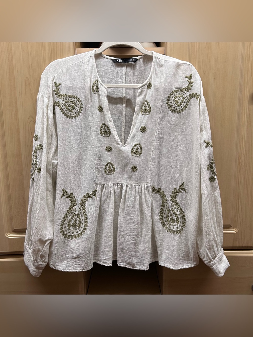 Zara Olive Embroidered Blouse Linen Cream Large